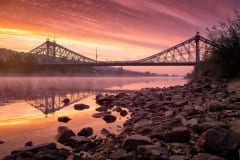 Blaues Wunder im Morgenrot