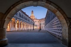 Stallhof zur Blauen Stunde