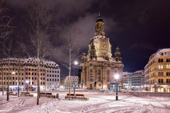 Winter am Neumarkt