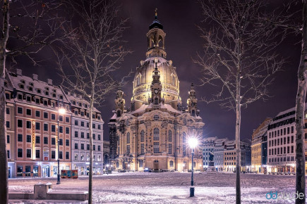 Frauenkirche in einer Winternacht