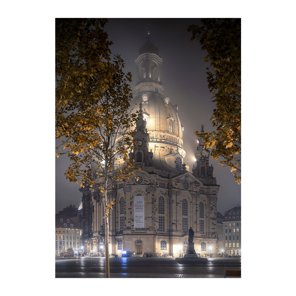 Puzzle (Nr. 00774) Frauenkirche im Nebel