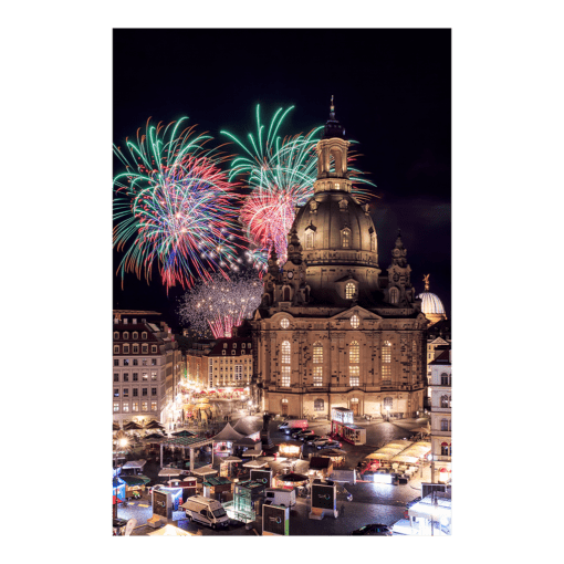Fotoabzug (00429) Feuerwerk hinter Frauenkirche