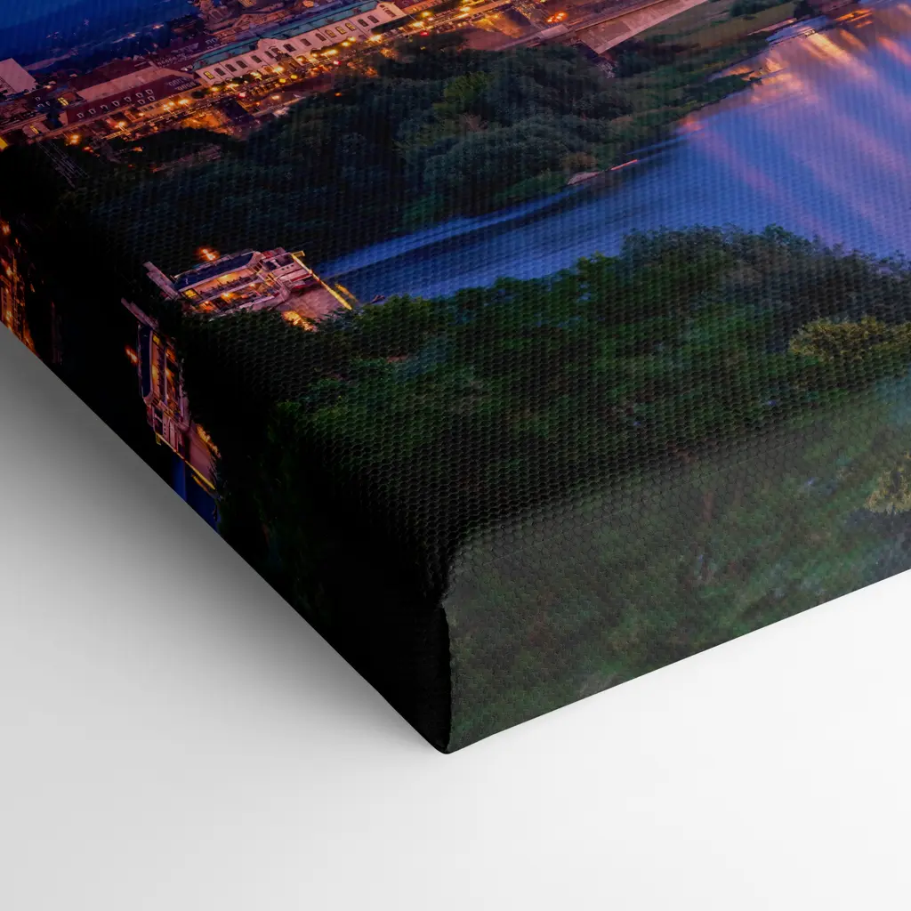 Leinwand (01530) Skyline Luftbild am Abend – Bild 2