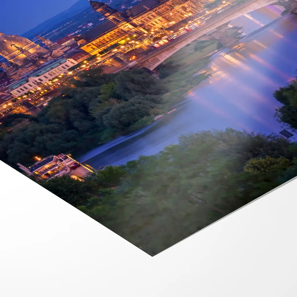 Fotoabzug (01530) Skyline Luftbild am Abend – Bild 3