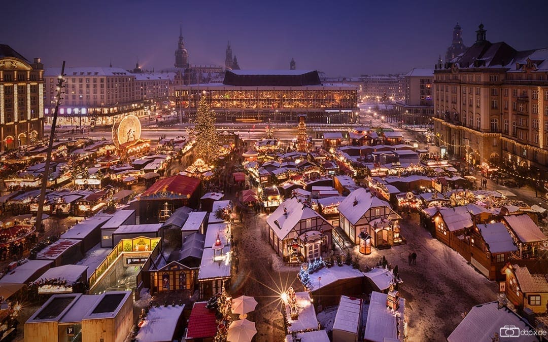 578. Striezelmarkt am Abend