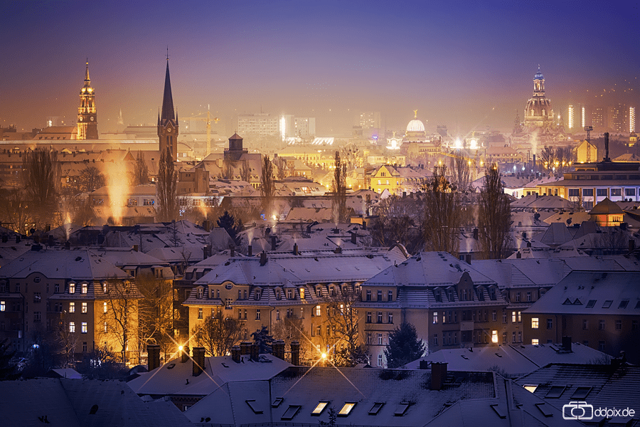 Blick über das verschneite Dresden