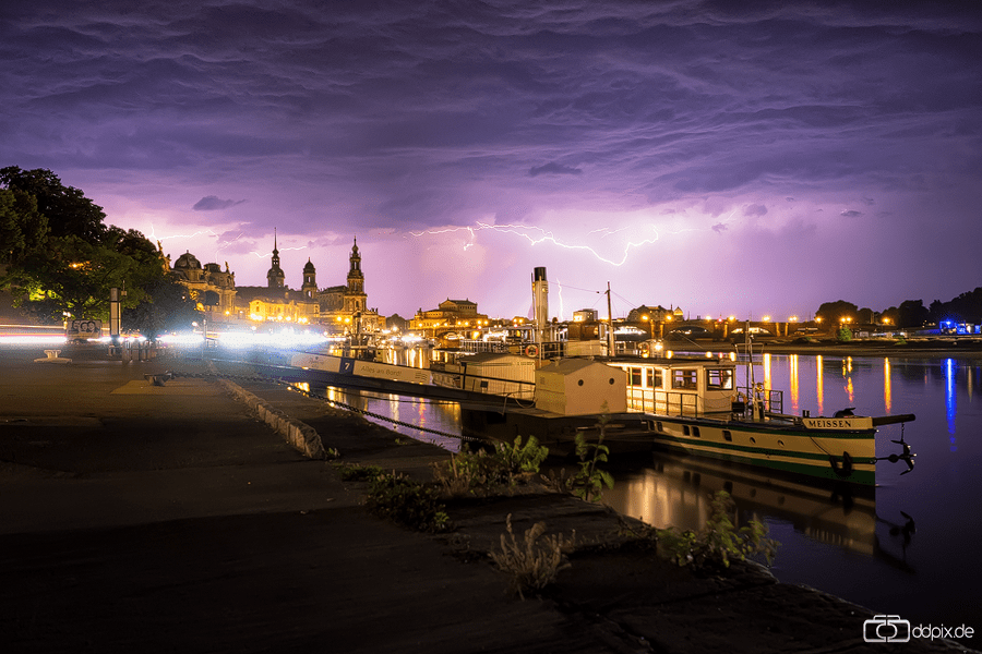 Nächtliches Gewitter