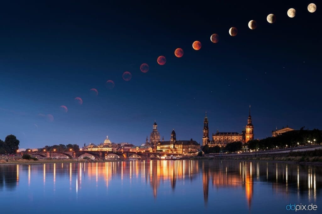 Totale Mondfinsternis über Dresden