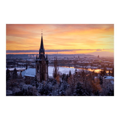 Poster (01305) Briesnitzer Kirche im Winter