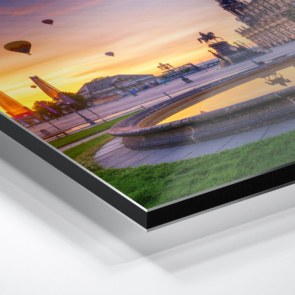 Alu-Dibond (01679) Theaterplatz zum Sonnenaufgang – Bild 5